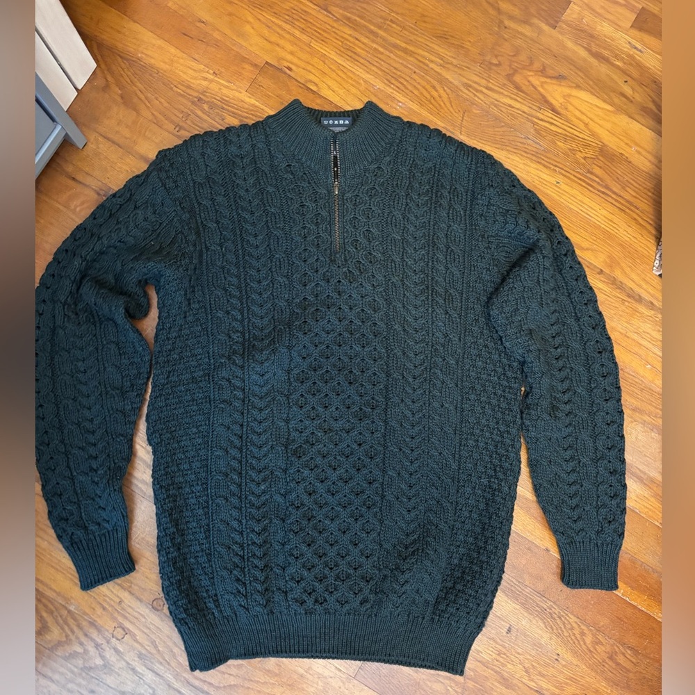Men’s authentic Aran Woolen Mills cable knit sweater.